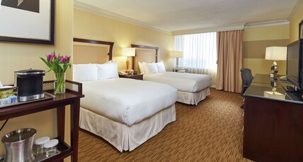 Hilton Raleigh North Hills Room Type - 2 DOUBLE BEDS EXEC LEVEL