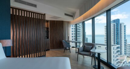 Radisson Blu Hotel Durban Umhlanga Room Type - Executive Suite Sea View Lounge Acces