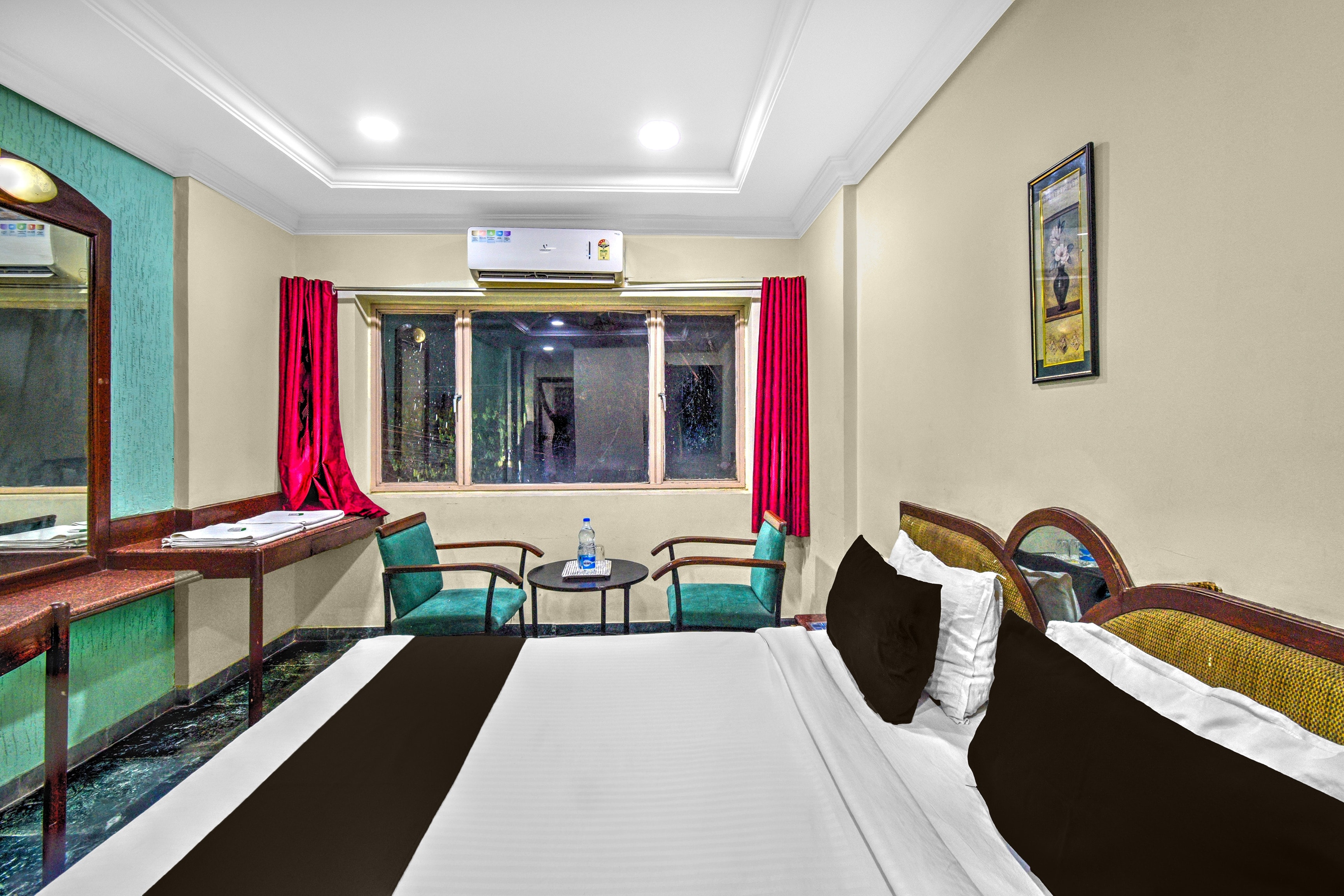 Hotel O RAGA GRAND HOTEL - Tap to explore photos