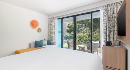 ibis Styles Phuket Bangtao Room Type - Premium Room, city view with balcony - 1 double bed and a sofa bed