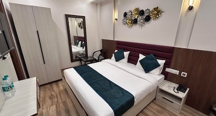 Hotel Shree Bandhu Inn Room Type - Superior Room Hotel Shree Bandhu Inn Room Type - Superior Room