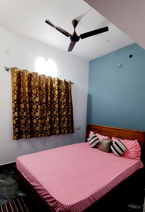 Shrishti Homestay - Tap to explore photos
