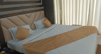 HOTEL R.B.M PALACE Room Type - Super Deluxe Room