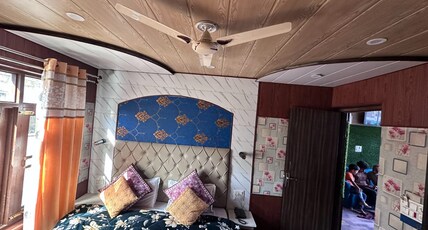PAHALGAM GUEST LINE Room Type - Deluxe Room