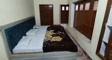New imperial homestay Room Type - Room 1 with ac