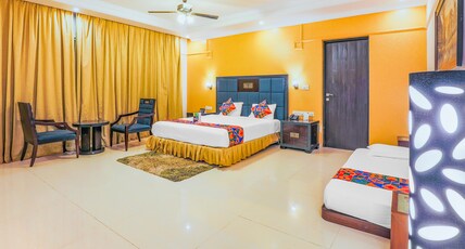 Fabhotel Royal Mirage With Pool & Gym - Nr. Candolim Beach Room Type - Suite Room