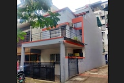 Bungalow in the heart of Gangapur road Nashik