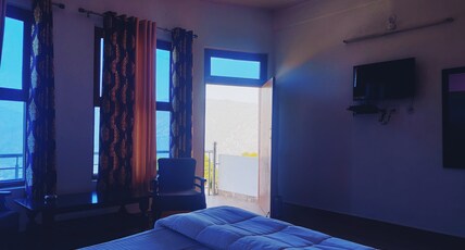 Apical Resort Room Type - Deluxe Valley View Room