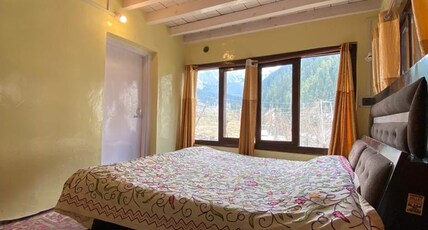 Rohella Aru Room Type - Double Bed