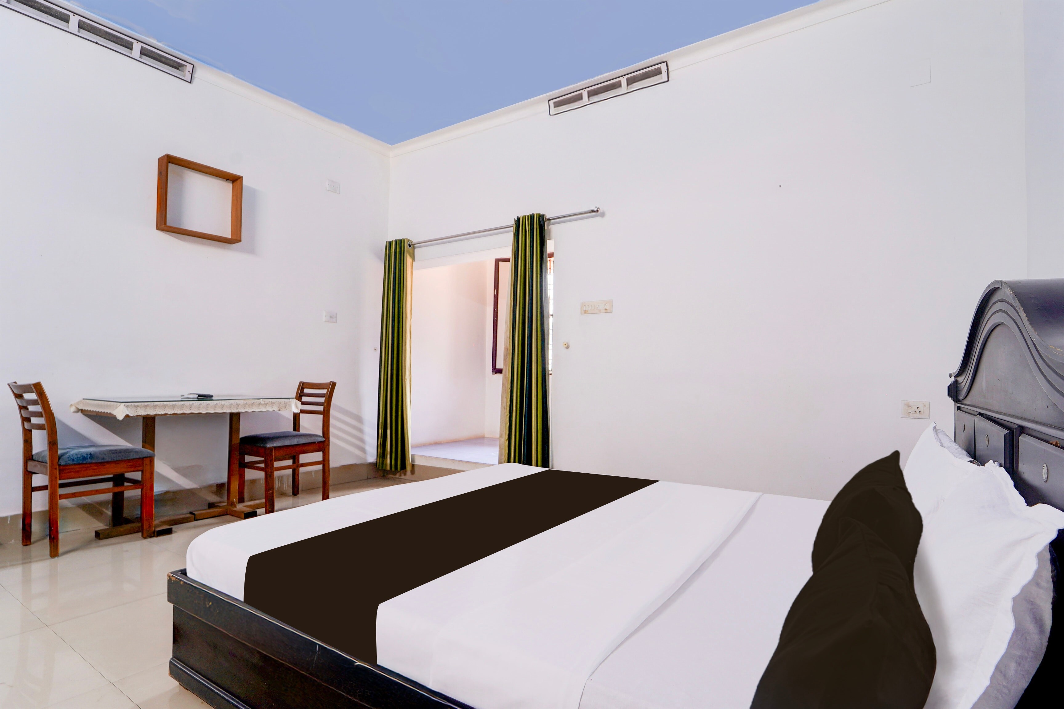 Hotel O Libra Regency - Tap to explore photos