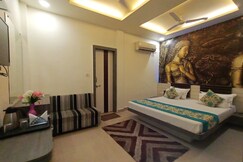 HOTEL MAA GANGA PALACE