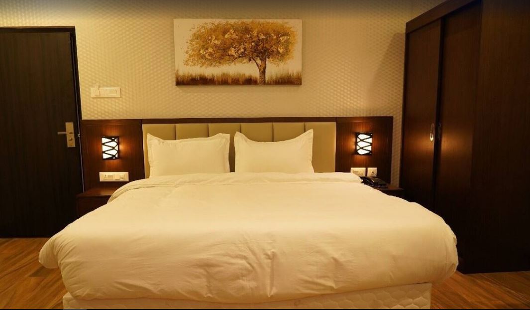 Hotel D Dev - Tap to explore photos