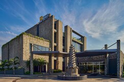 Basalt Paradise Resort and Spa
