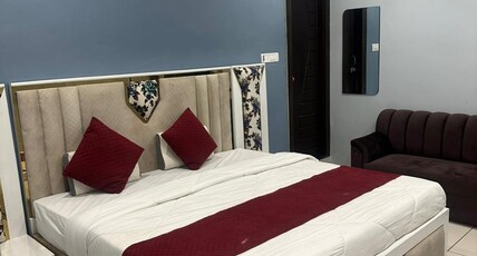 Aahan Inn | Near Kashi Vishwanath Temple Room Type - Deluxe Luxury Double Bedroom