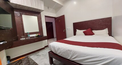 Aira Park Hotel Room Type - A/C STANDARD ROOM