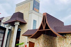 GRAND VISTA HOTEL