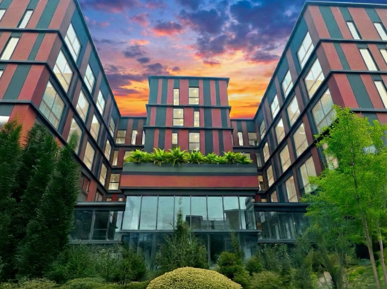 Priya Hyderabad - Near Financial District - Tap to explore photos
