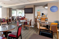Holiday Inn Express London Chingford