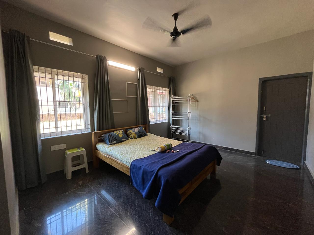 Whispering pines Haven - Tap to explore photos