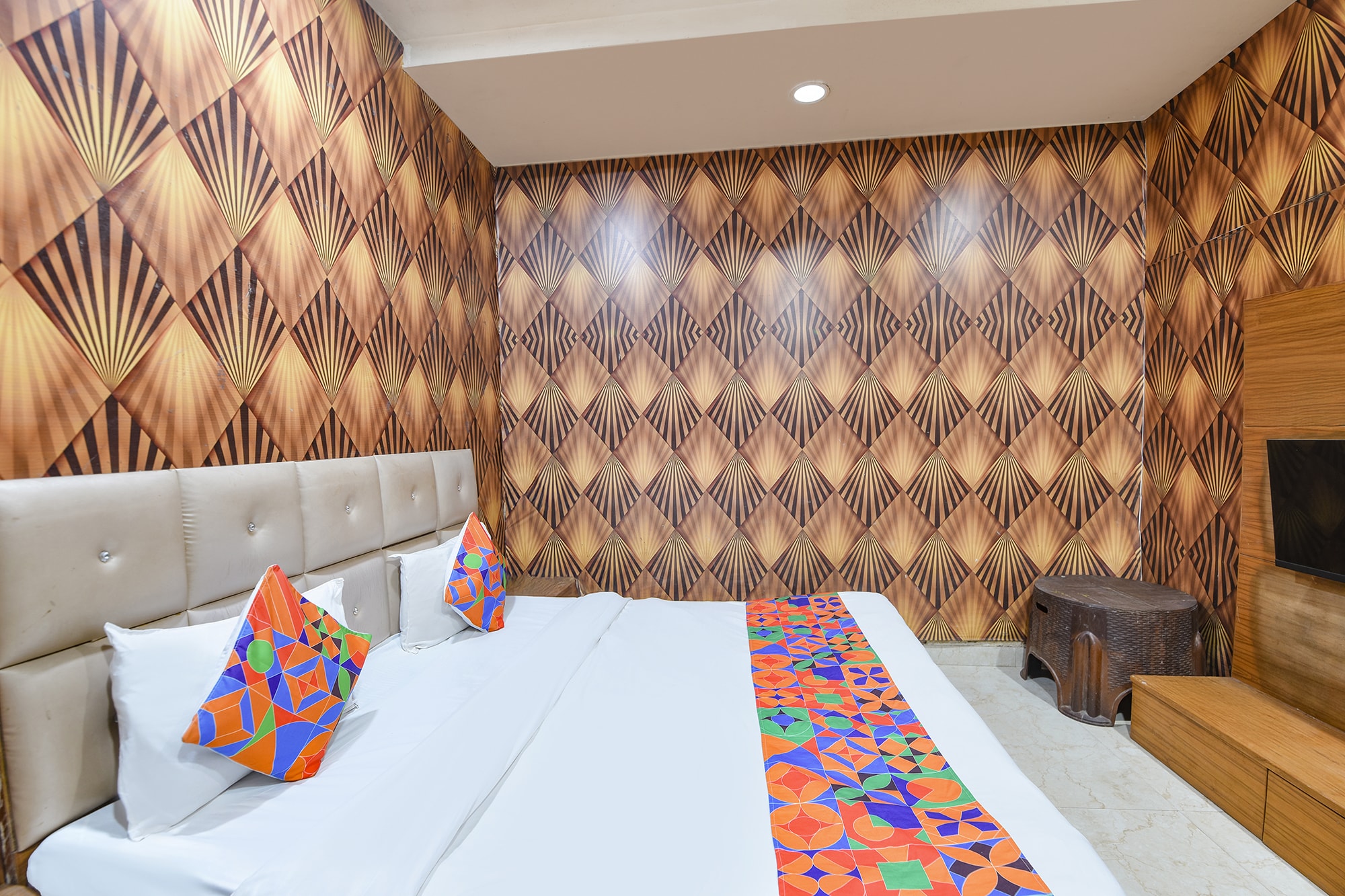 FabHotel Royal Residency - Tap to explore photos