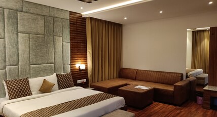 VK Group of Hotels Room Type - Super Deluxe Room With balcony VK Group of Hotels Room Type - Super Deluxe Room With balcony