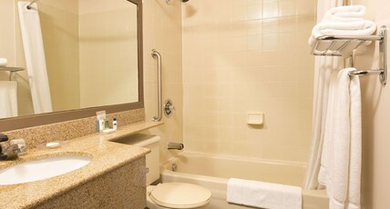 Best Western Laval-Montreal Room Type - 2 Queen Beds, Non-Smoking, Refrigerator, Coffee Maker, Wood Floor, Bathtub And Shower, Work Desk, Fu Best Western Laval-Montreal Room Type - 2 Queen Beds, Non-Smoking, Refrigerator, Coffee Maker, Wood Floor, Bathtub And Shower, Work Desk, Fu