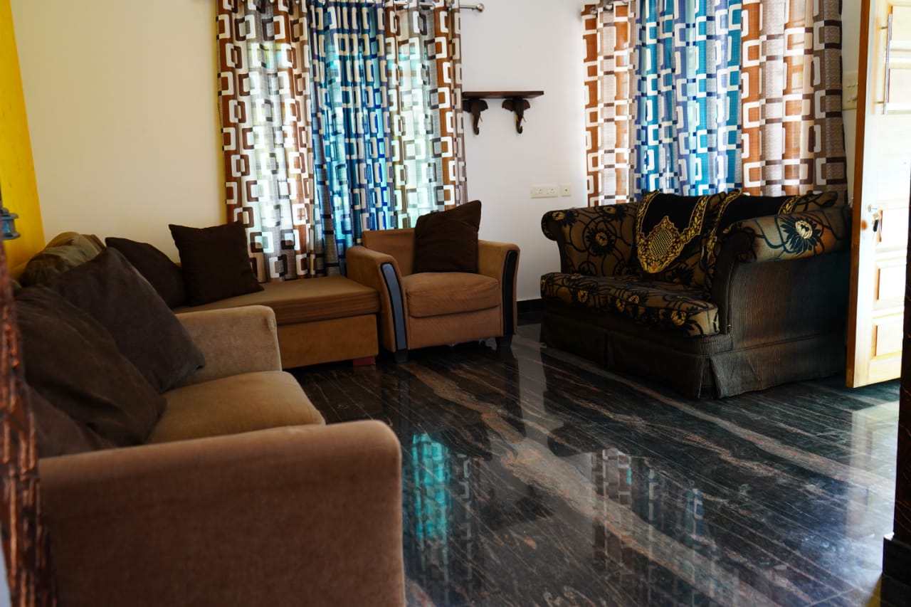 River Point Luxury Holiday Villa - Tap to explore photos