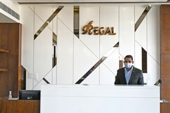 Hotel Regal By Rhytham