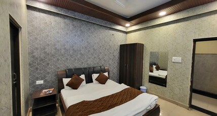 hotel yash international Room Type - Standard Room