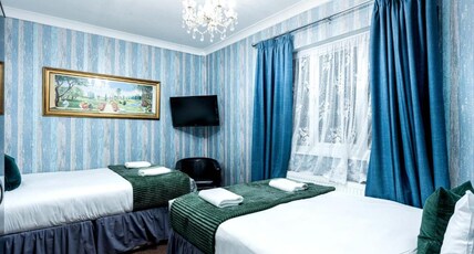 Lancaster Court Hotel Room Type - Quadruple Room