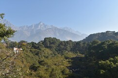 Mountain Mist Homestay 201