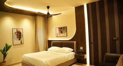 AURA SUITES Room Type - Aura Signature Suite
