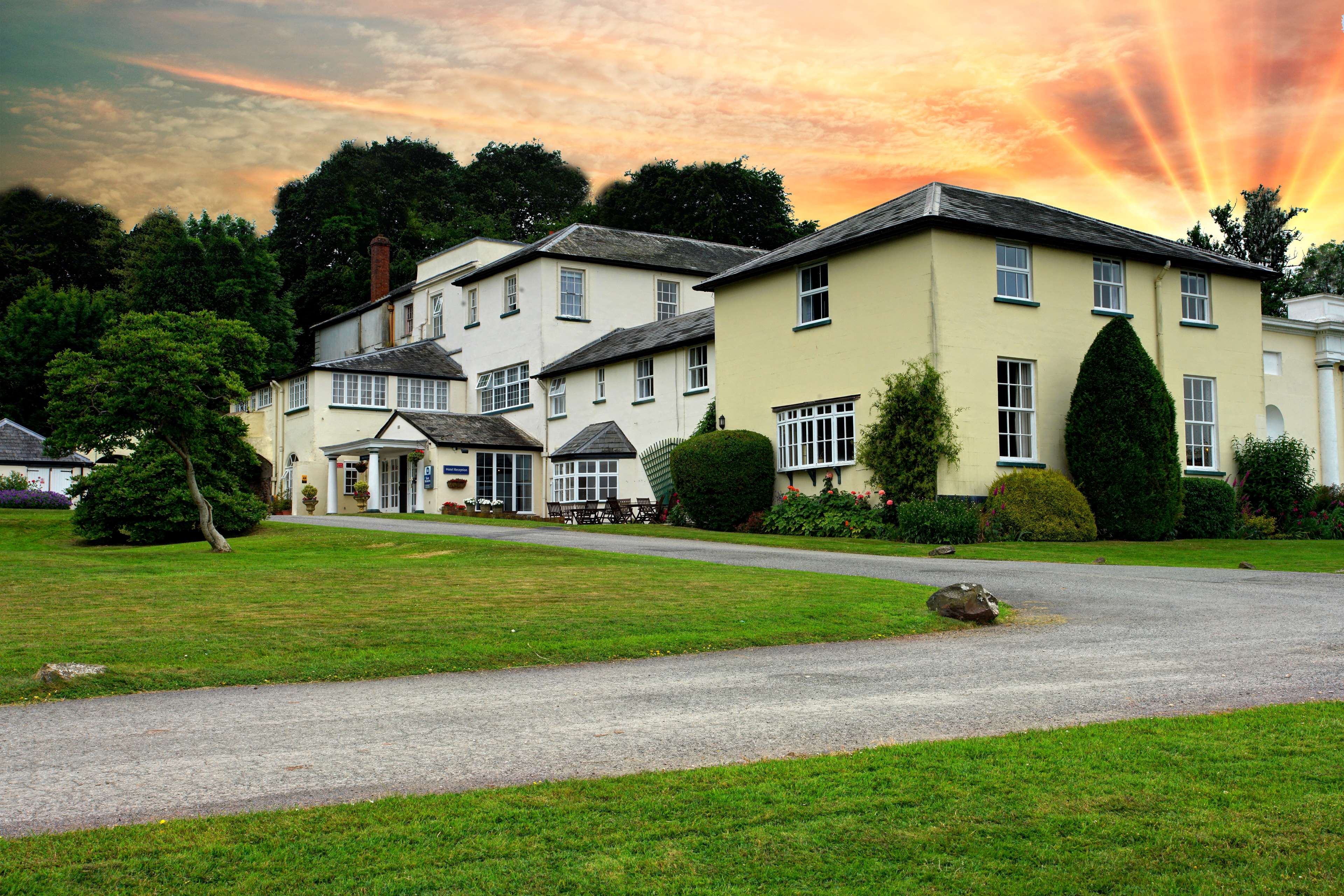Best Western Exeter Lord Haldon Country Hotel - Tap to explore photos