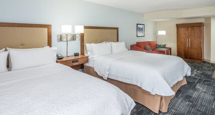 Hampton Inn Columbia Room Type - 2 QNS W SOFABED NS