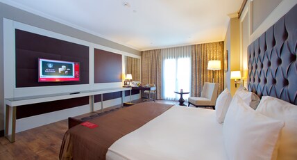 Ramada Hotel & Suites by Wyndham Istanbul Merter Room Type - Junior Suite King Bed Smoking or Non Smoking Room