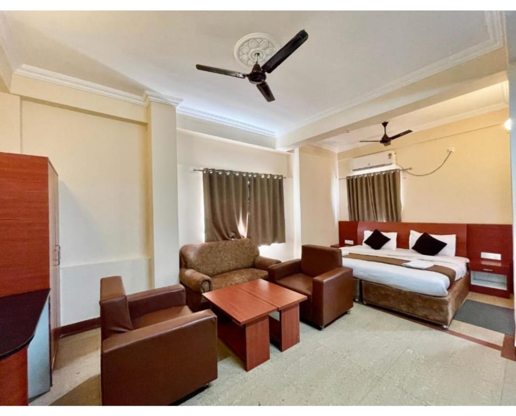 Hotel Shubham Beach - Tap to explore photos