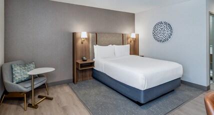 Holiday Inn Dublin-Pleasanton Room Type - 1 Queen  Standard