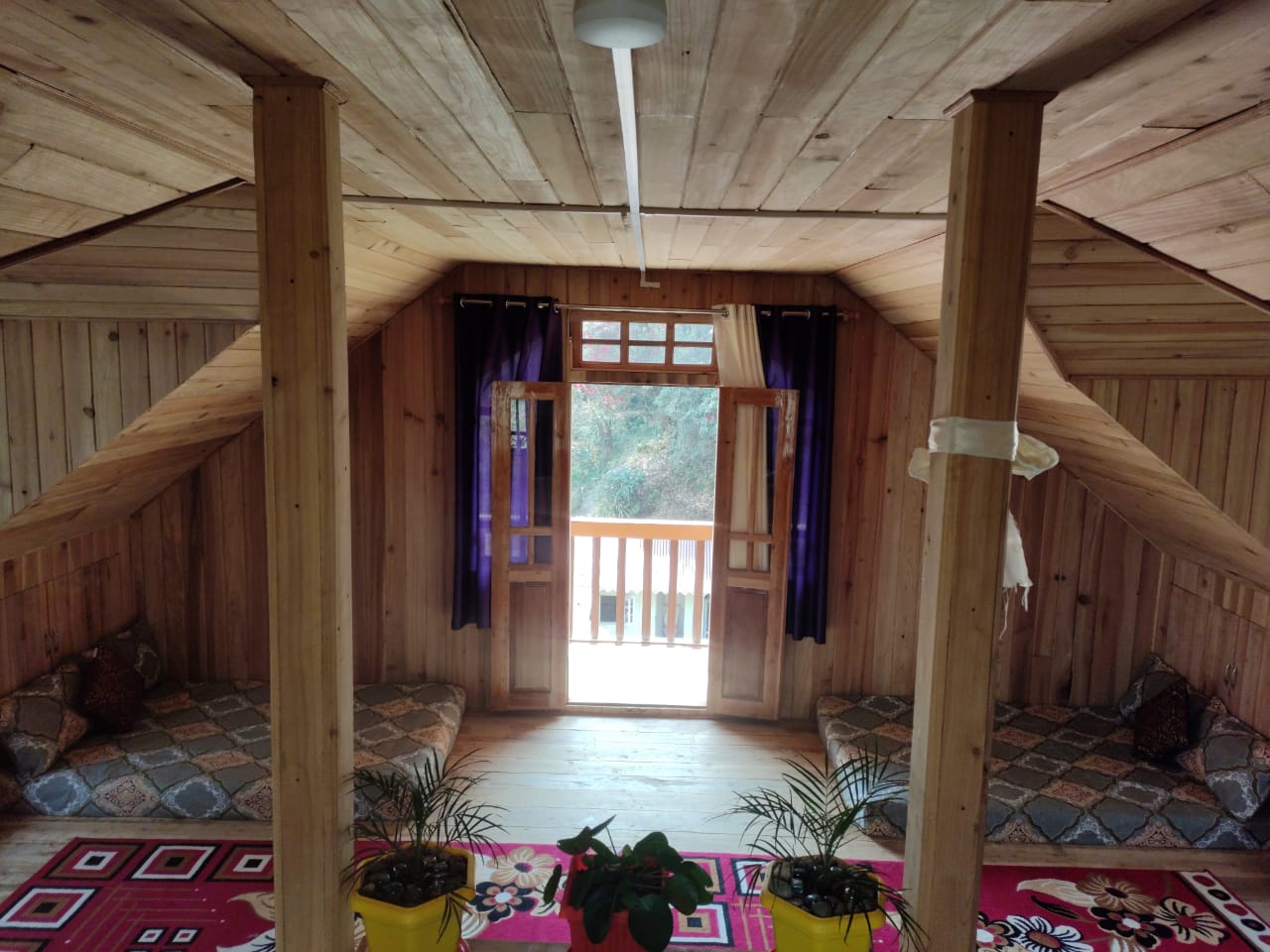 Magnolia Hermitage - Tap to explore photos