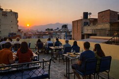 Funky Monkey Hostel Hotel and Apartment