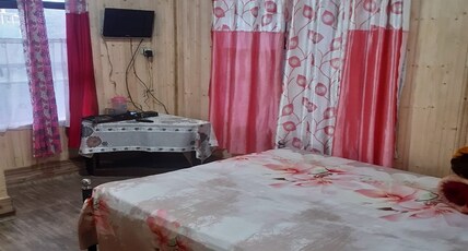 HIM VATIKA HOMESTAY Room Type - Double Bedded Rooms