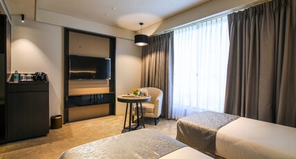 Essentia Premier Hotel Pune Wakad Room Type - Deluxe Twin Room