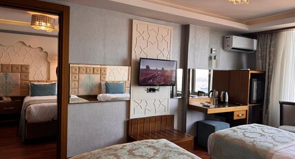 Grand Star Hotel Premium Room Type - Deluxe Family Room Connecting with Sea View Grand Star Hotel Premium Room Type - Deluxe Family Room Connecting with Sea View