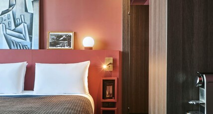 Mercure Paris Tour Eiffel Pont Mirabeau Room Type - Privilege Room with 1 double bed