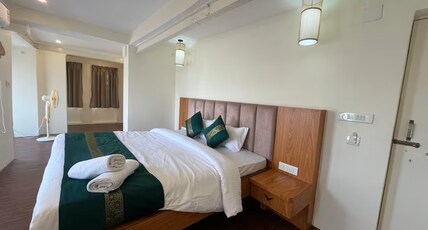 Hues Of Varanasi | By the Ganges Room Type - King Room with Sunrise & River View