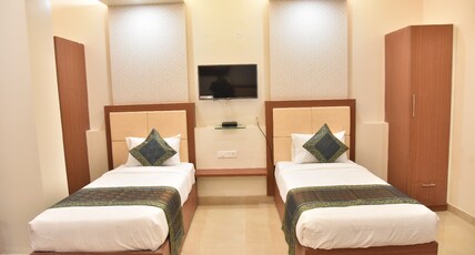 Hotel RK Grand Room Type - Premium Room