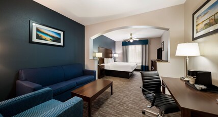 Best Western Plus Lake Dallas Inn & Suites Room Type - Suite-1 King Bed, Non-Smoking, Sofabed, Flat Screen Television, High Speed Internet Access, Microwav Best Western Plus Lake Dallas Inn & Suites Room Type - Suite-1 King Bed, Non-Smoking, Sofabed, Flat Screen Television, High Speed Internet Access, Microwav
