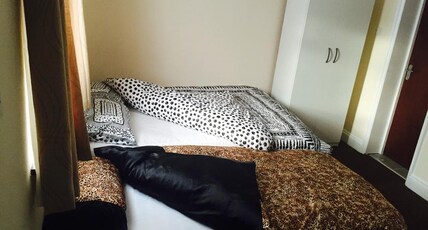 Woodlands Lodge Ilford London Room Type - Triple Room