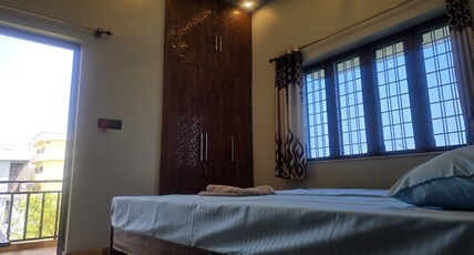 Pahadi Nest Room Type - Pine Nest Luxury Room