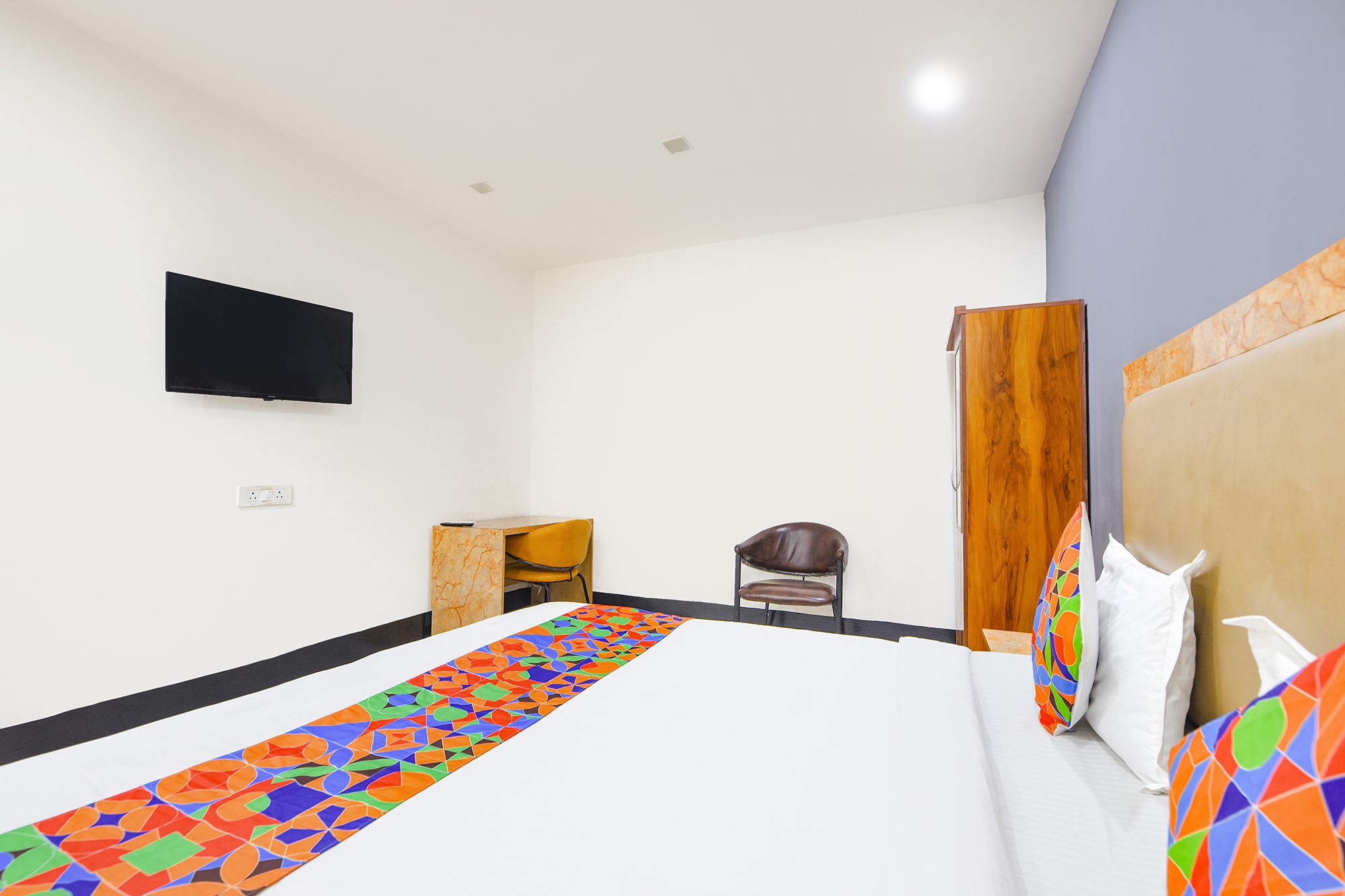 Via Moody Inn Kalkaji - Tap to explore photos