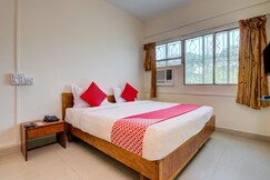 Hotel O Kamini